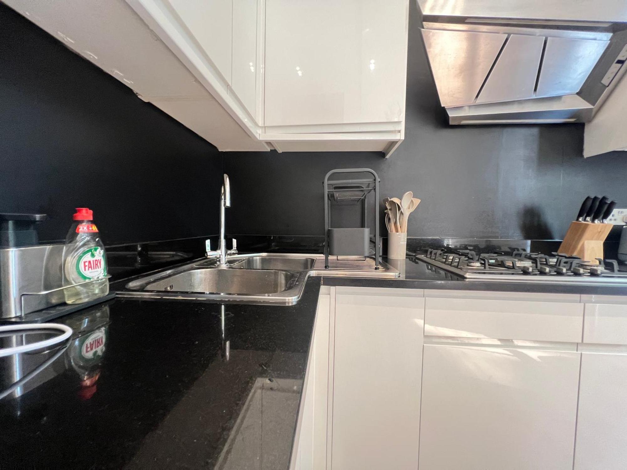 3.5 High Ceilings - Centrally Located London Exteriör bild
