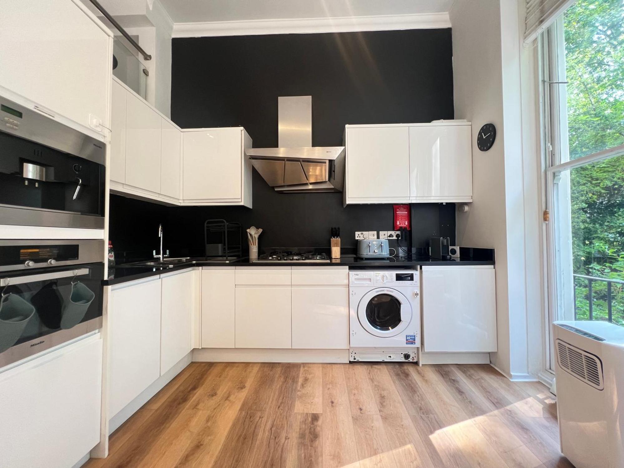 3.5 High Ceilings - Centrally Located London Exteriör bild